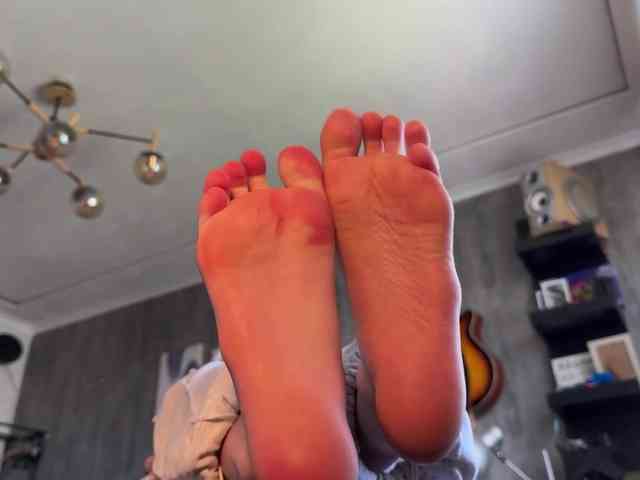 Lilith_Treasure webcam