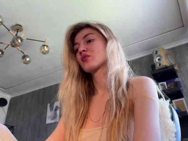 Lilith_Treasure webcam