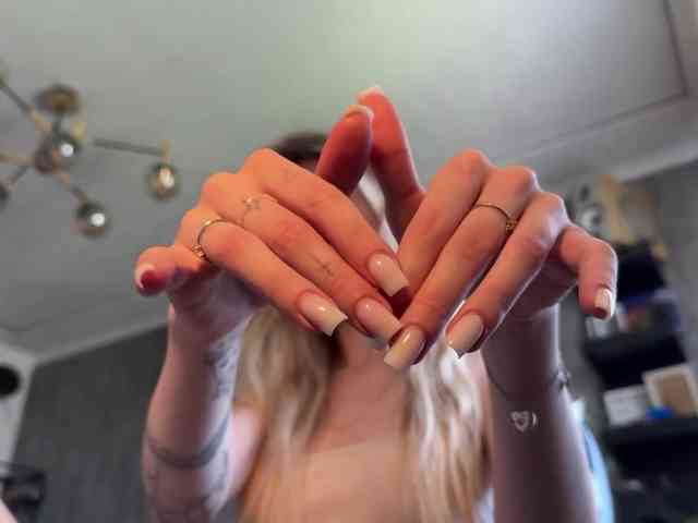 sexcam live LilithTreasure