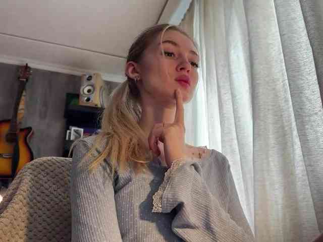 Lilith_Treasure webcam