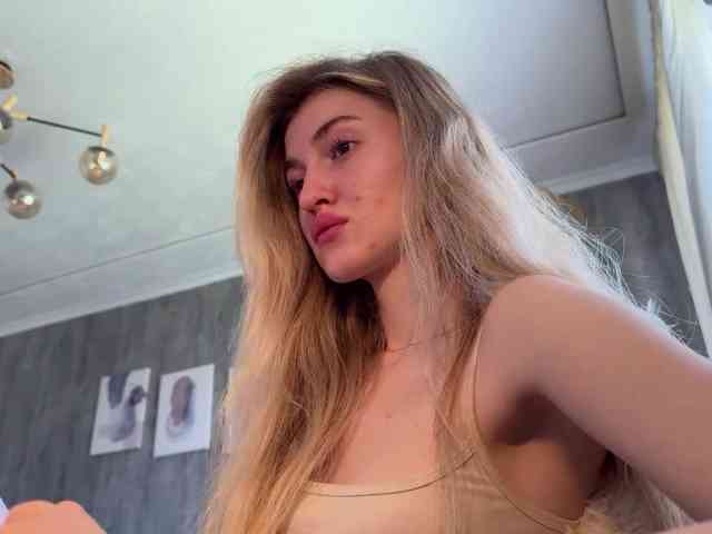 Lilith_Treasure webcam