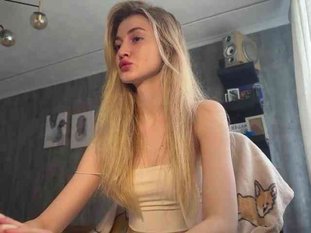 Lilith_Treasure webcam