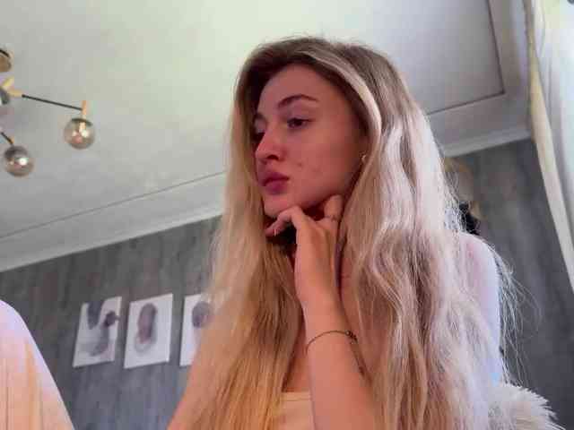 Lilith_Treasure webcam