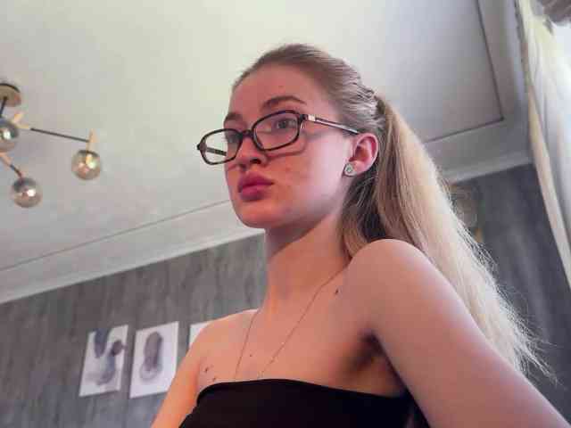 Lilith_Treasure webcam