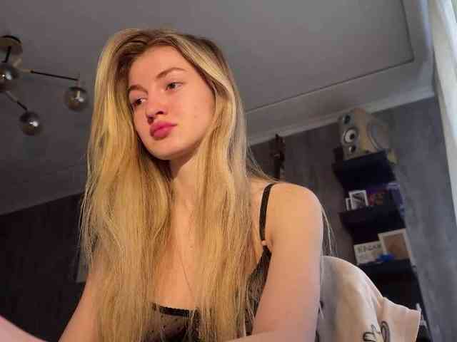 Lilith_Treasure webcam