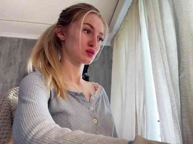 Lilith_Treasure webcam