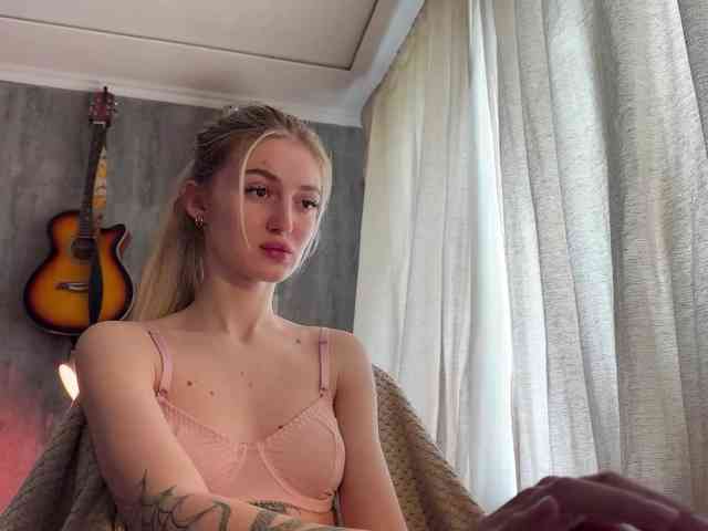 Lilith_Treasure webcam