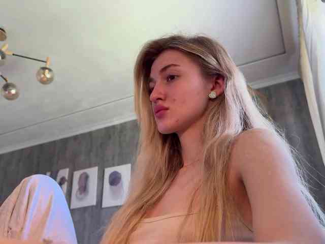 Lilith_Treasure webcam
