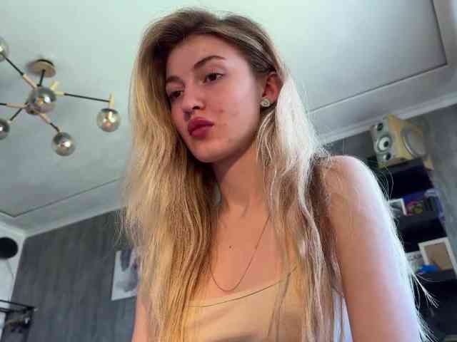 Lilith_Treasure webcam