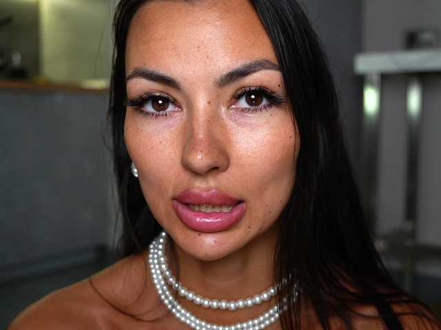 AnnaPurnaa's BongaCams show and profile