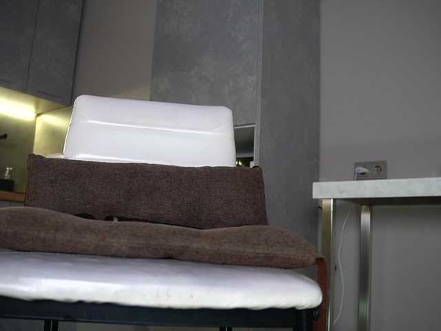 AnnaPurnaa's BongaCams show and profile