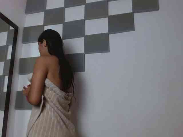 andrea-hot webcam