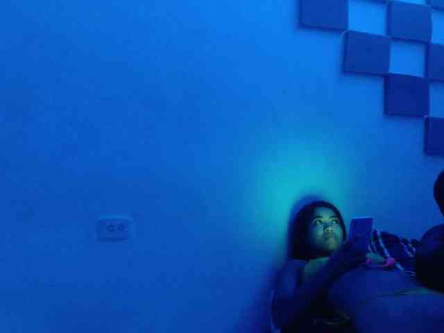 andrea-hot webcam