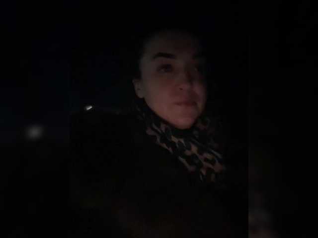 Nelli-1's BongaCams show and profile