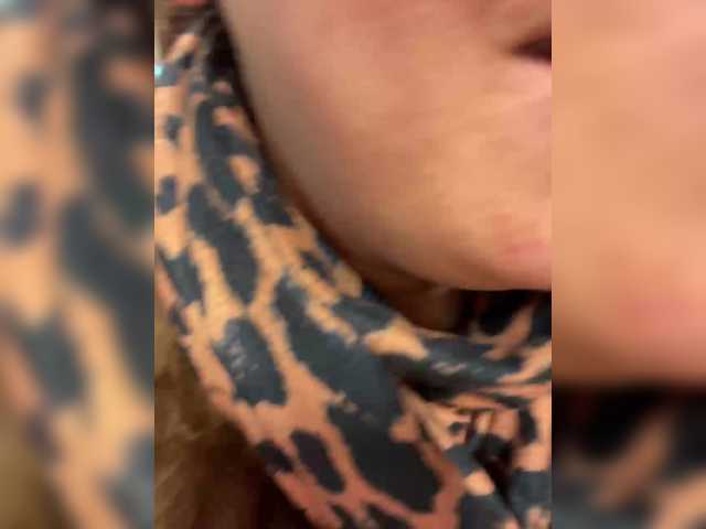 Nelli-1 Live Cam on BongaCams