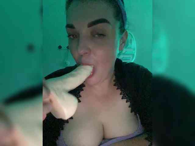 suckingvampire webcam
