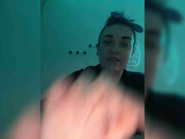 Nelli-1 Live Webcam on BongaCams