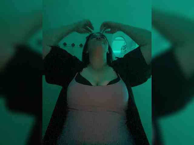 suckingvampire webcam