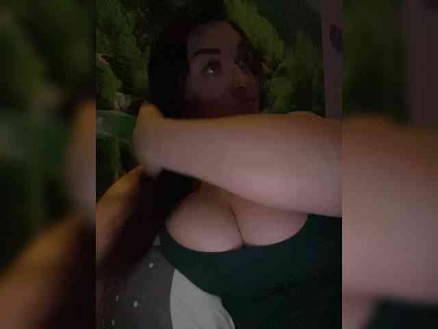 Nelli-1 Live Webcam on BongaCams