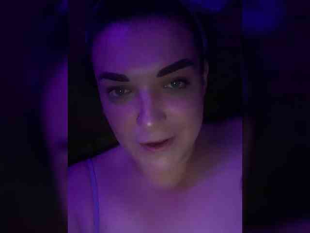videochat nude Nelli-1