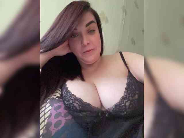 Nelli-1 Live Webcam on BongaCams