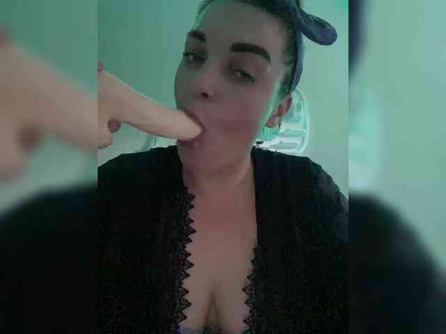 suckingvampire webcam