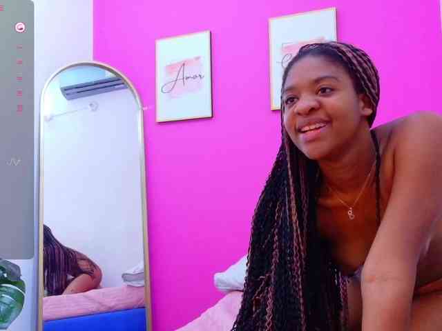 pureebonyy webcam