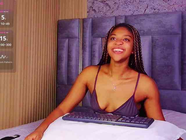 pureebonyy webcam