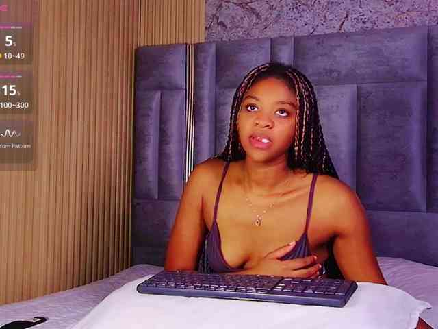pureebonyy webcam