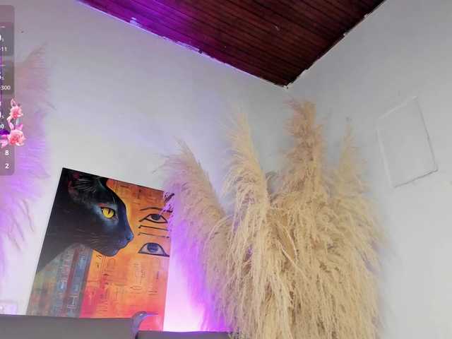 yara-hind's BongaCams show and profile