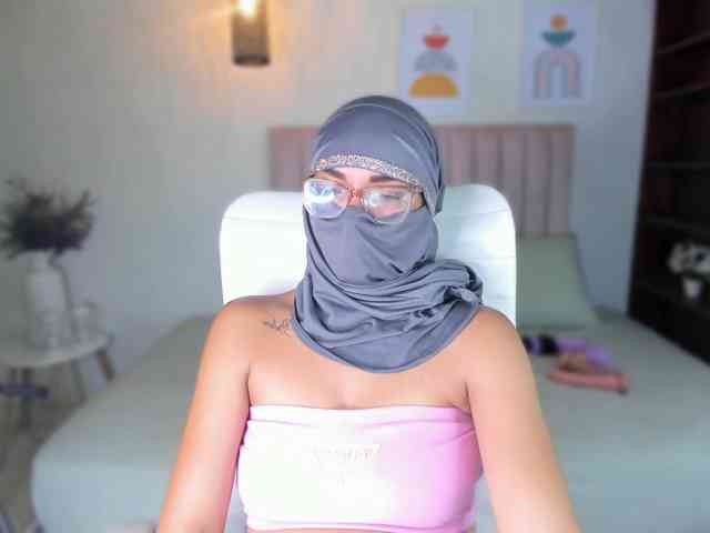zayna-lux webcam