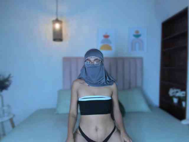 zayna-lux webcam