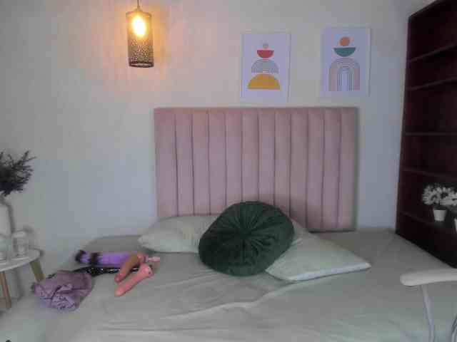 zayna-lux webcam