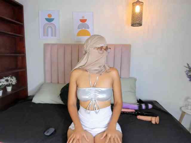 zayna-lux webcam