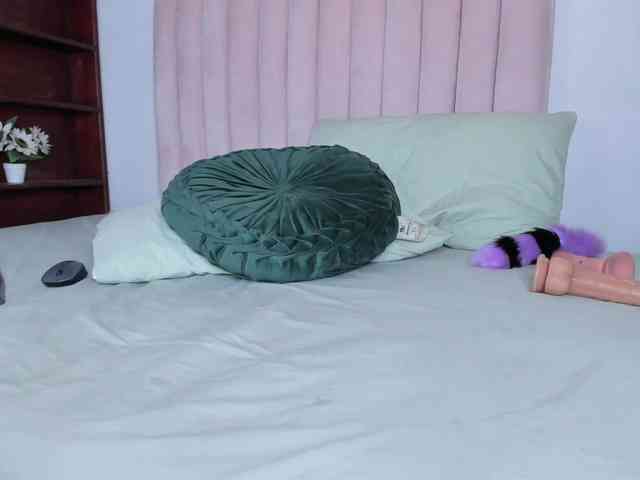 zayna-lux webcam