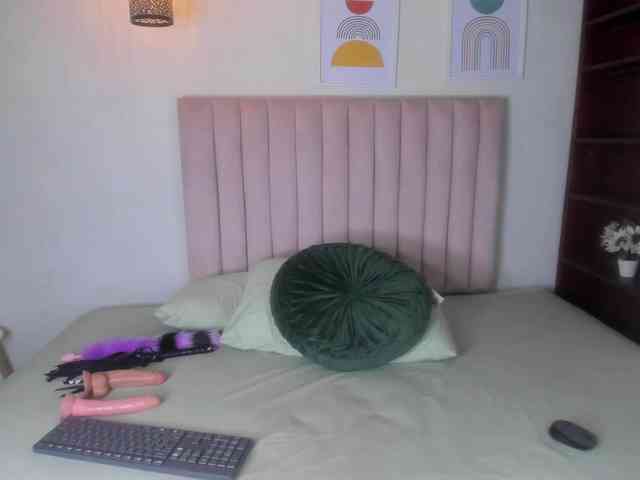 zayna-lux webcam