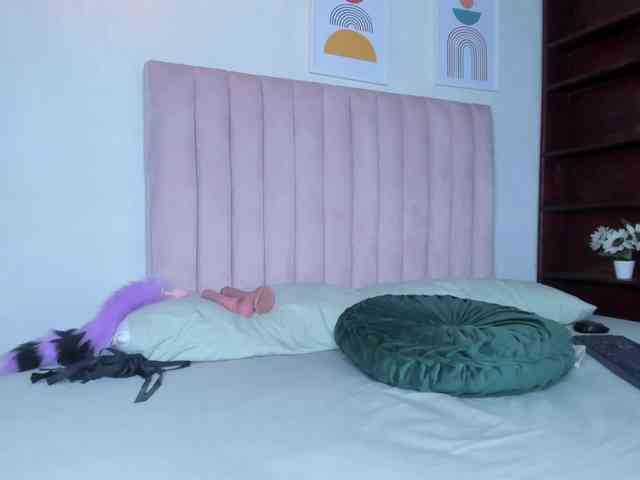 zayna-lux webcam