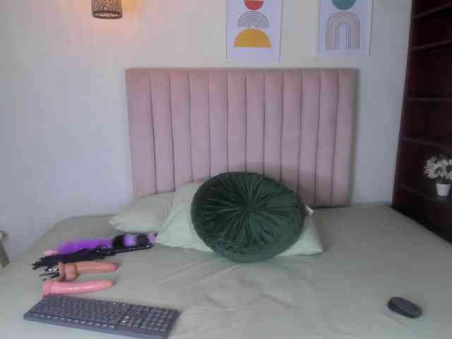 zayna-lux webcam