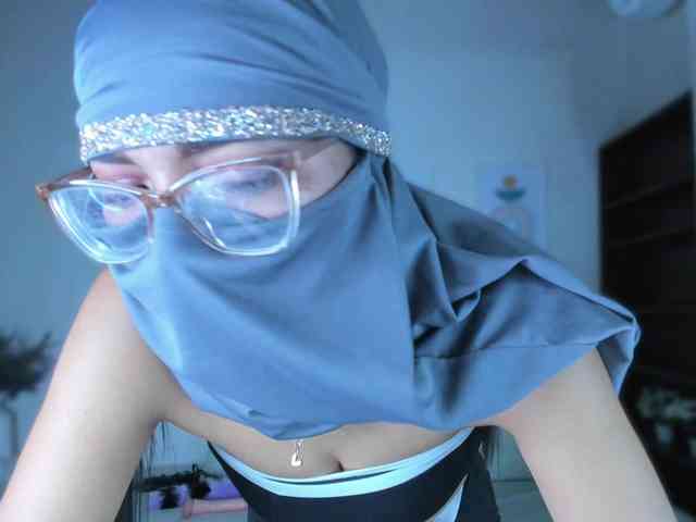 zayna-lux webcam