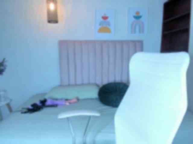zayna-lux webcam
