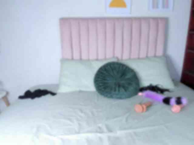 zayna-lux webcam