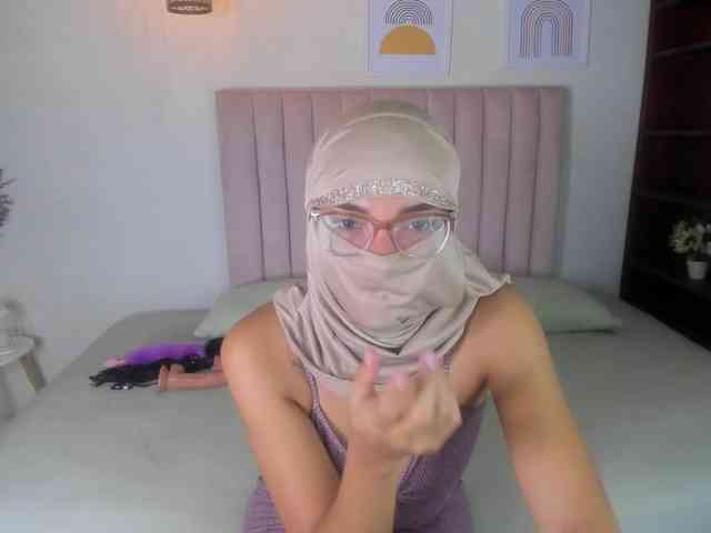 zayna-lux webcam