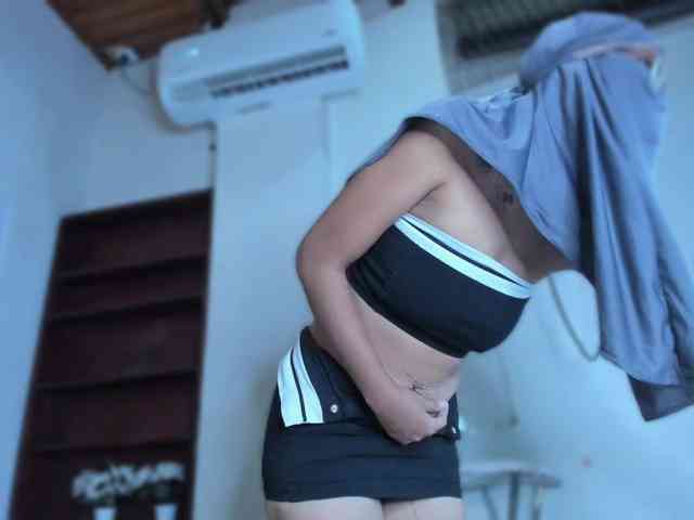 zayna-lux webcam