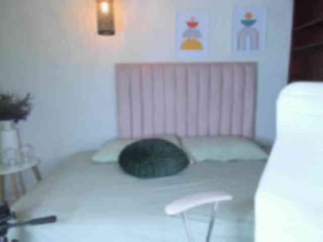 zayna-lux webcam