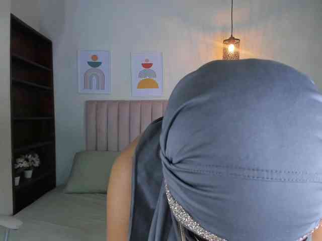 zayna-lux webcam