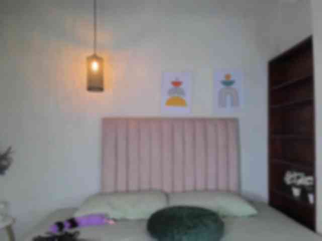 zayna-lux webcam