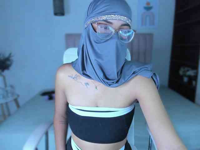 free video chat online Zayna-lux