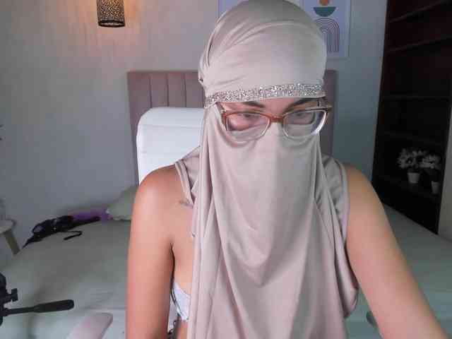 zayna-lux webcam