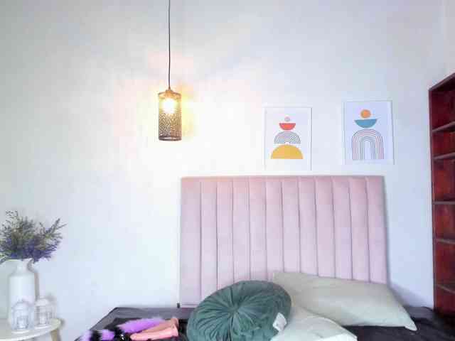 zayna-lux webcam