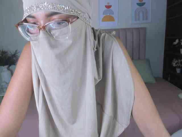 zayna-lux webcam